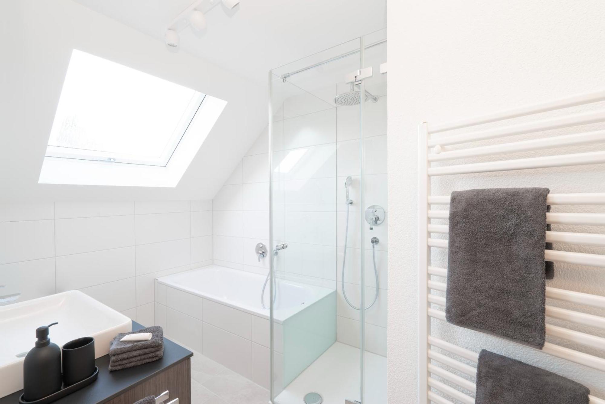 Haus4Zimmer - Luxus Mit Blick Ueber Den Bodensee - Mit Garage Брегенц Екстер'єр фото